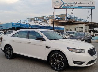 Ford Taurus Sho V6 3.5L Full Option Model 2015