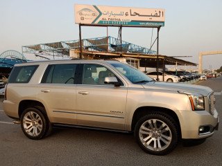 GMC Yukon Denali V8 6.2L Full Option Model 2017