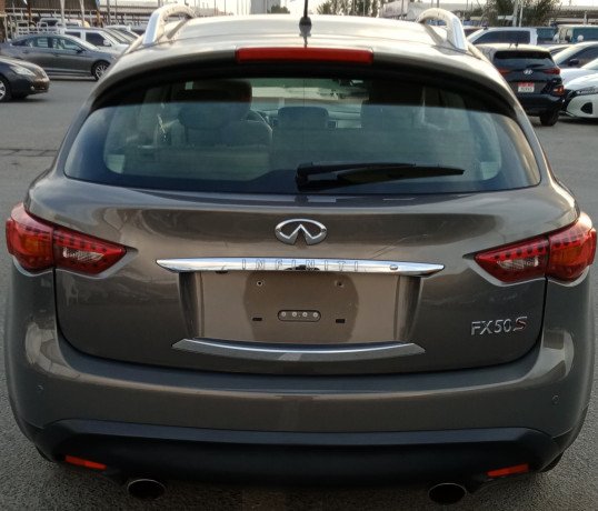 infiniti-fx50-s-v8-50l-full-option-model-2009-big-2