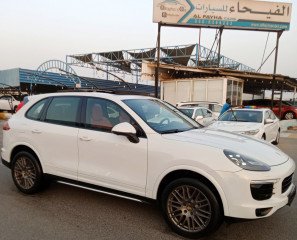 Porsche Cayenne V6 3.6L Full Option Model 2017