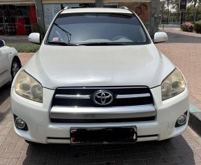 تويوتا Rav4 للبيع