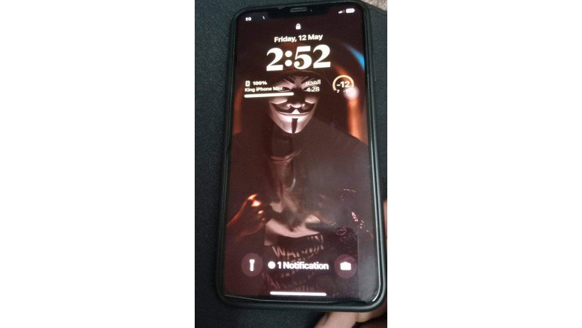 iphone-xs-max-64-gb-for-sale-big-2