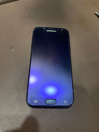 samsung-j5-pro-big-0