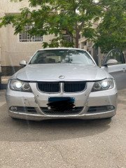 Very good condition and price BMW e90 320i 2006
