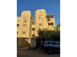 شقة نادرة هرم سيتي بالقرب من مدينة الانتاج الاعلامي وطريق الواحات
