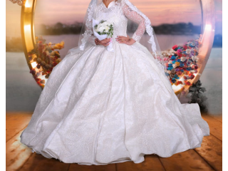 فستان زفاف فرح مستورد استخدام ٣ ساعات فقط للبيع