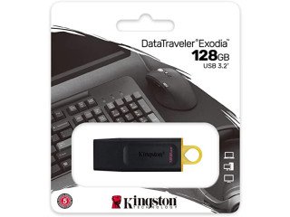 للبيع فلاشة 128 جيجا كينجستون اصلى جديدة USB 3.2 flash kingston